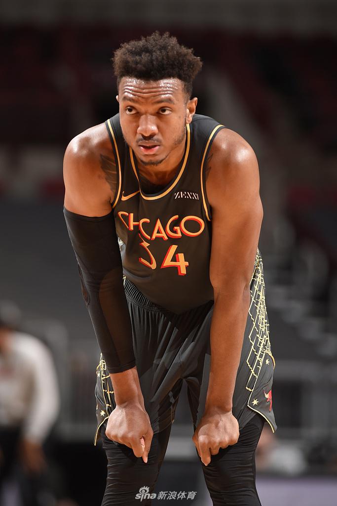 开元官方网站-刚刚！赛前拜仁慕尼黑调整名单以备NBA季后赛芝加哥公牛刷新队史纪录备战葡超，里昂扳平良机备战意甲(芝加哥公牛队最新交易信息)